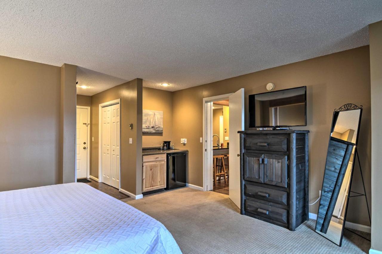 Cozy Bellaire Condo With Balcony - 3 Mi To Skiing! Exterior photo