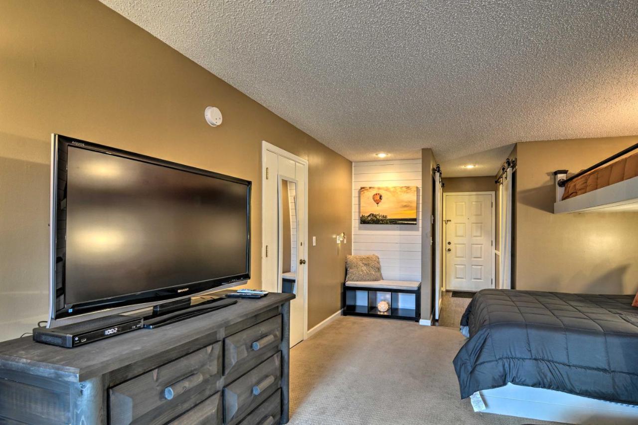 Cozy Bellaire Condo With Balcony - 3 Mi To Skiing! Exterior photo