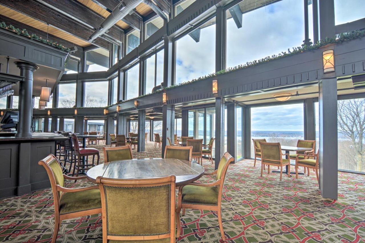 Cozy Bellaire Condo With Balcony - 3 Mi To Skiing! Exterior photo